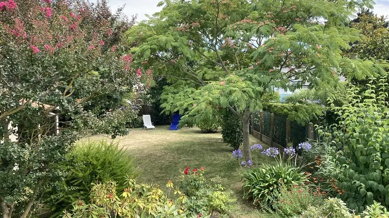 4-Dinard-gîte10 personnes-Le Clos Brizeux-jardin nord ouest