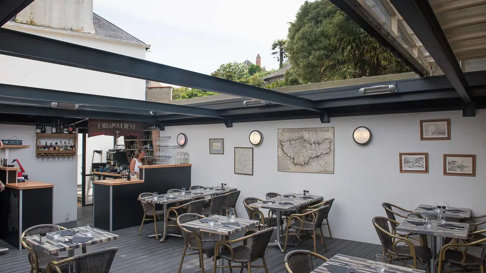 429433_restaurant_-_corto_maltese_-_belle_ile_en_mer_-_morbihan_-_bretagne_sud_-_le_palais_-bellimages_fabien-giordano-4