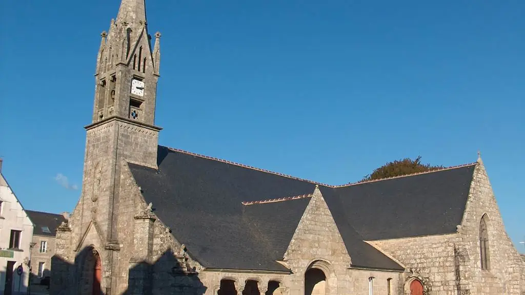 Eglise-Le-Croisty-pays-du-roi-Morvan-Morbihan-Bretange-Sud