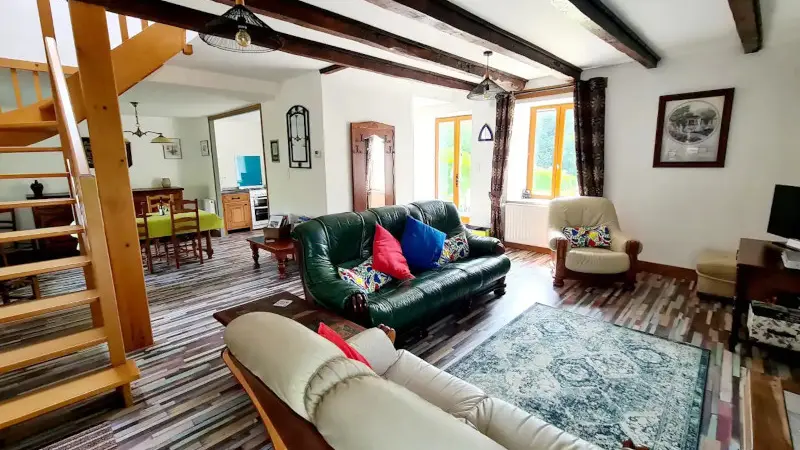 585d0dd2-2523-40ad-8a90-f0808a9dc9d1