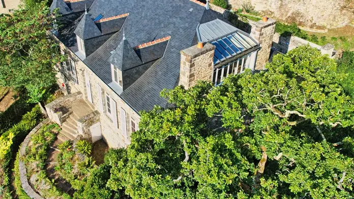 6 Le musée Yvonne Jean Haffen vue du ciel