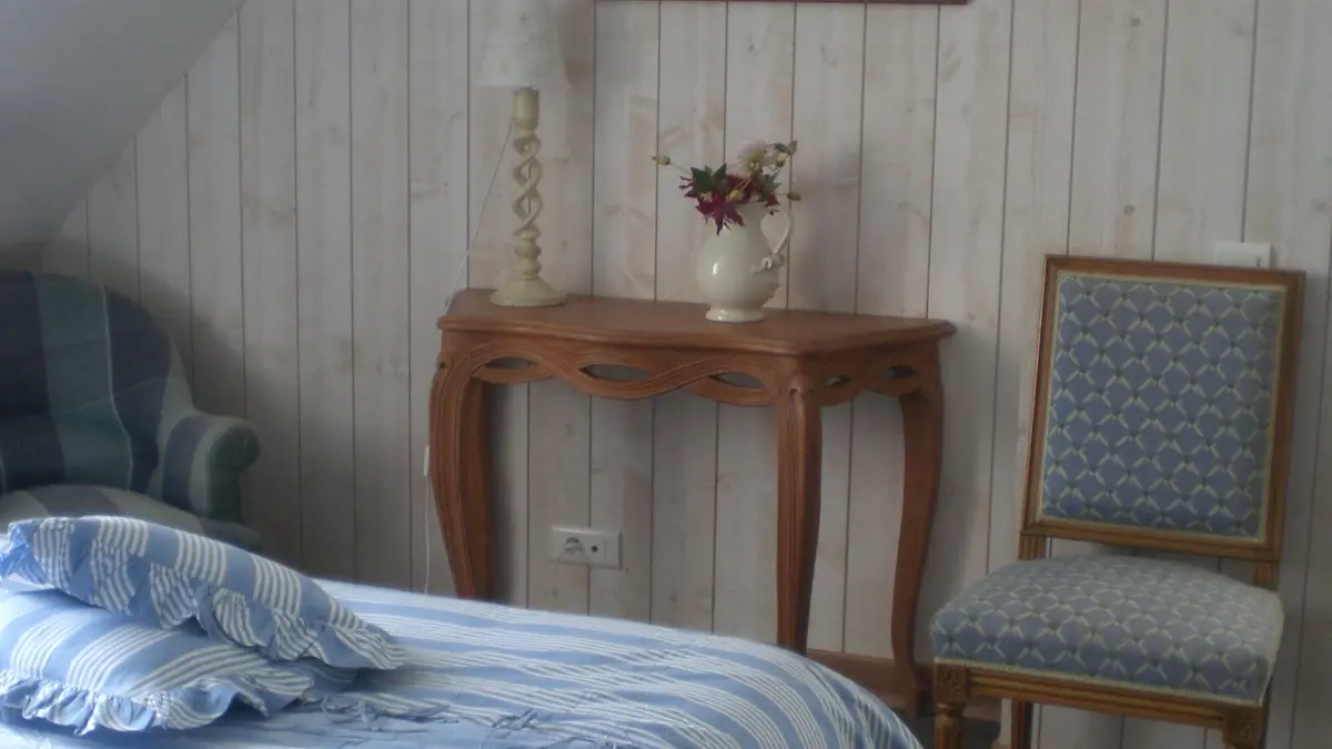 2023-THIEBAUT MYRIAM-LOCATION SAISONNIERE-LOCMARIA-BELLEILE