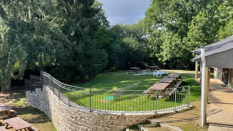 8_location_Gîte_d'étape-hostel_ Ty Bihui_jardin_Pluméliau-Bieuzy_Vallée du Blavet