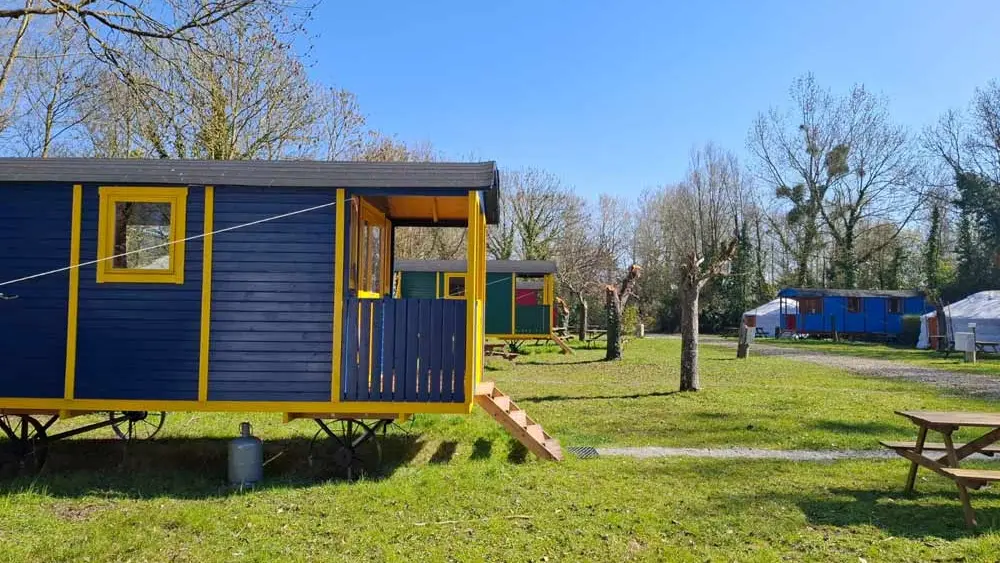 Camping Village Insolite