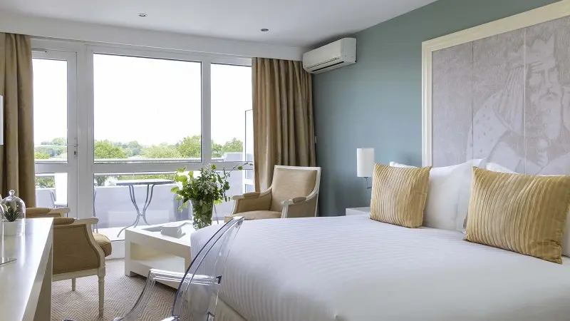 Hotel Spa Roi Arthur - chambre - Ploërmel - lac au Duc - Bretagne