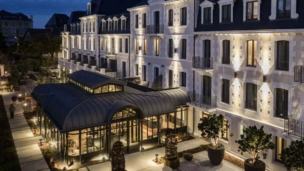 Le Grand Hôtel de Courtoisville