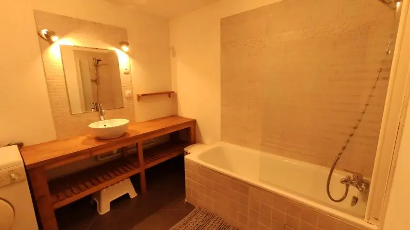 'ôtë d'âra rouje_Monterfil_Salle de bain