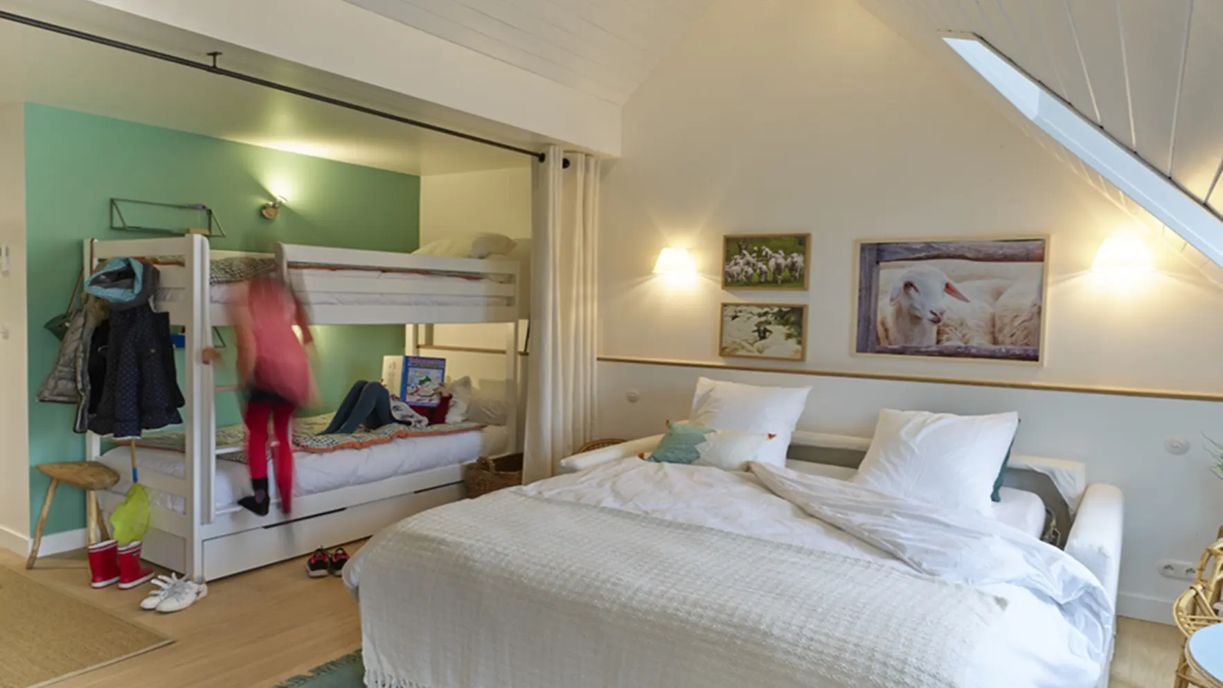 APPARTEMENT PORT COTON HOTEL DU PHARE-LOCATION SAISONNIERE-SAUZON-BELLEILE