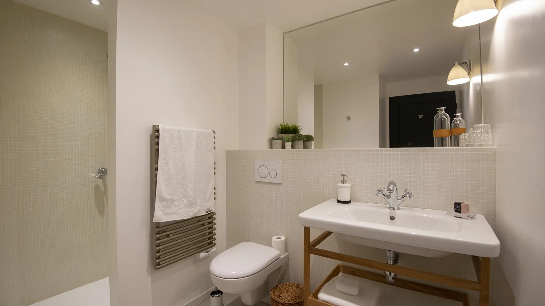 APPARTEMENT PORT COTON HOTEL DU PHARE-LOCATION SAISONNIERE-SAUZON-BELLEILE