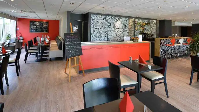 hôtel ibis vannes restaurant