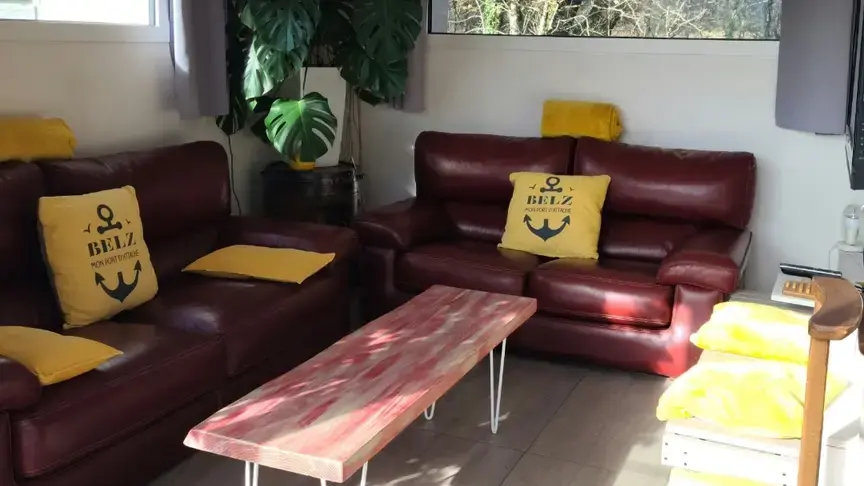 056MS000496_Yvinec_salon