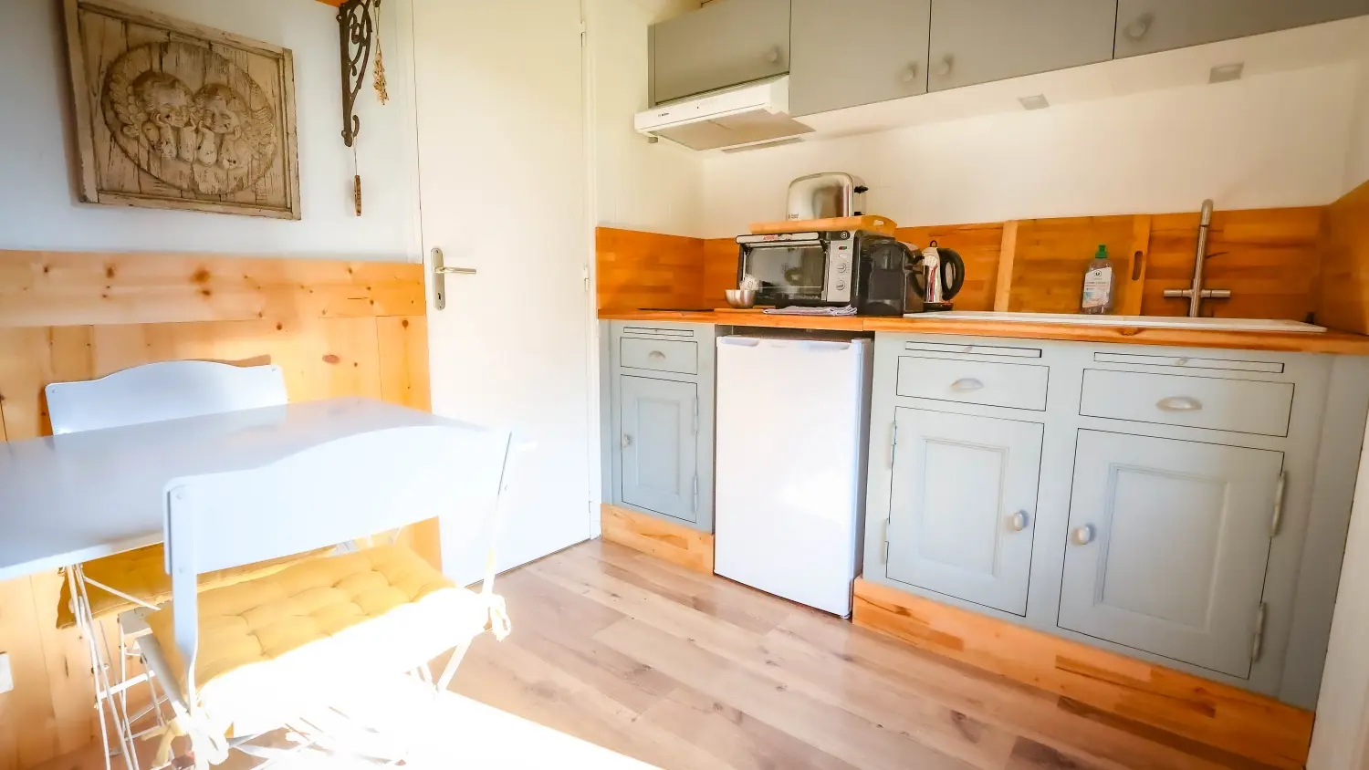 Kitchenette
