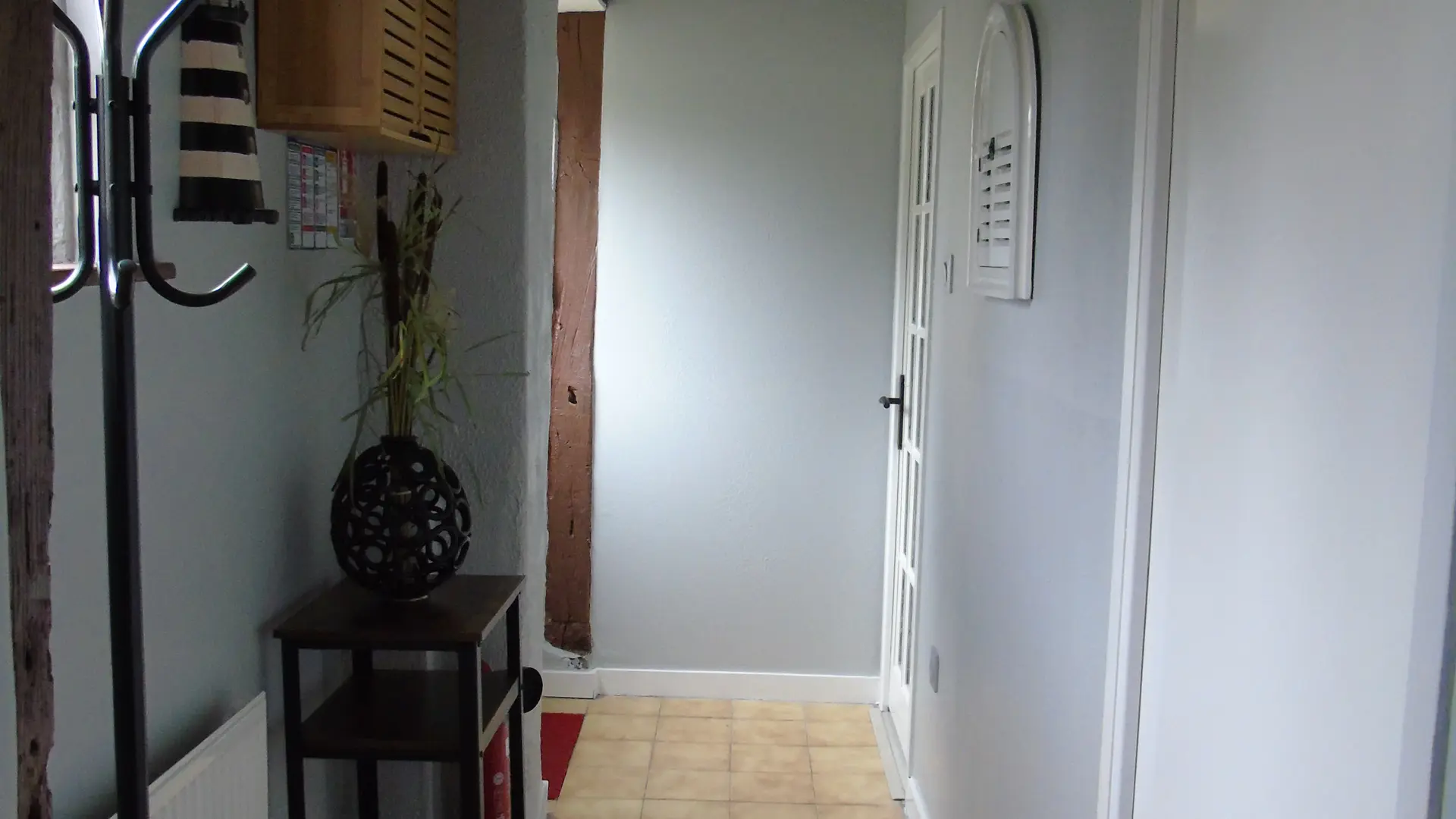 Couloir gîte vers sortie