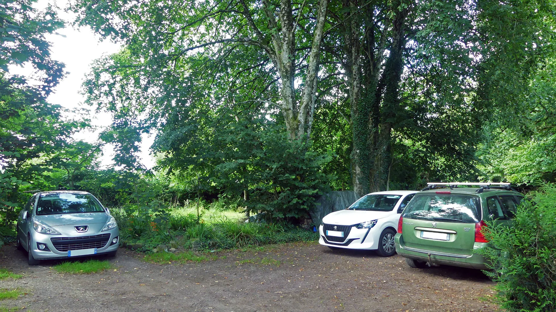 18_Parking© Gîte Tir na nog