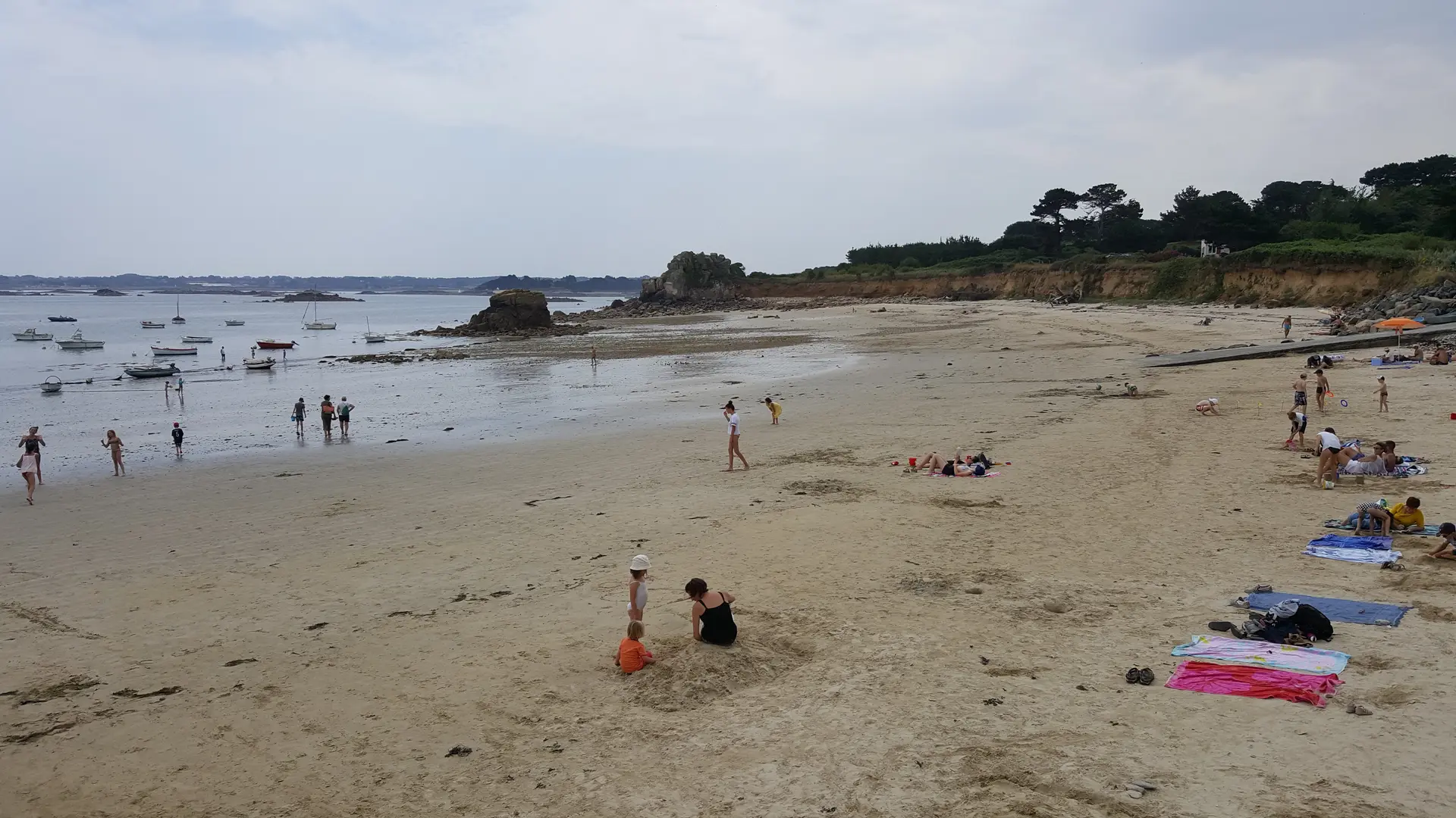 Plage de Pors Hir Plougrescant