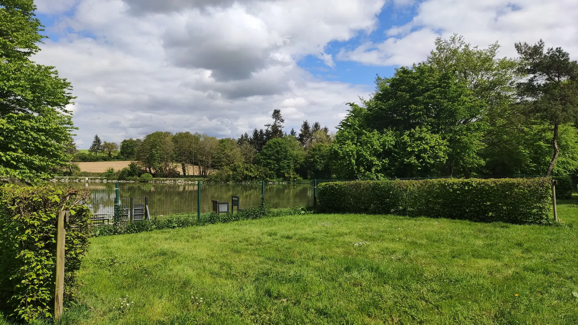 Camping intercommunal les Grands Bosquets