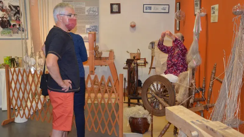 La Singulière - Visite guidée de l'espace éco-chanvre