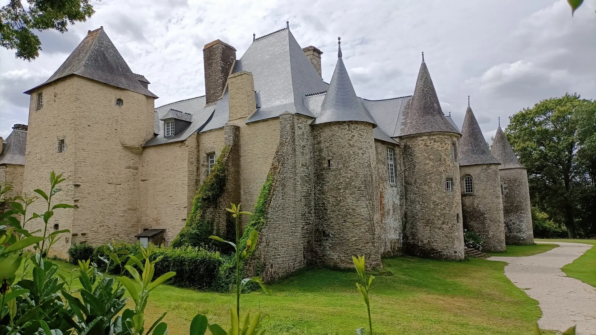 2023_chateau_callac_plumelec (3)