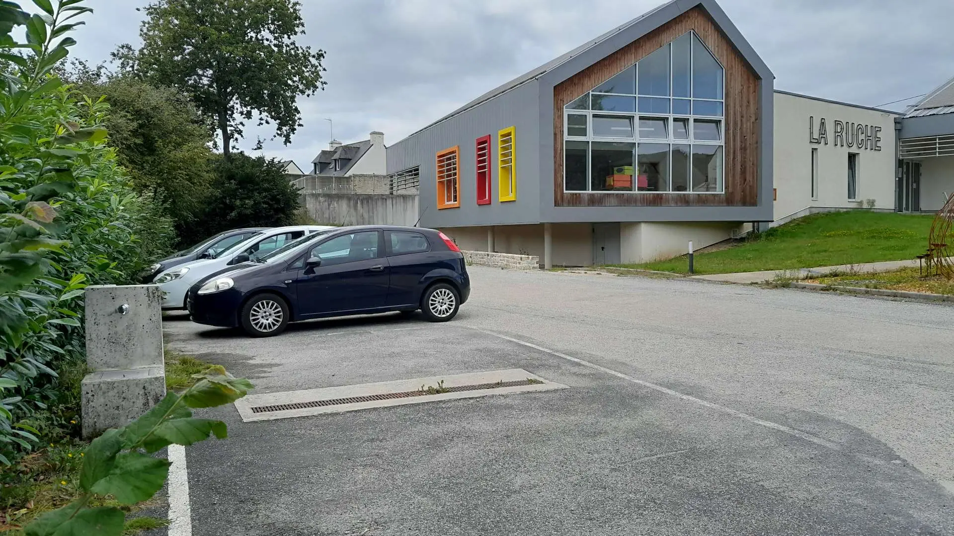 Le bourg, Guern