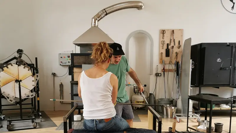 atelier_atoell_soufflage_verre_Mauron_Destination_Brocéliande_Morbihan