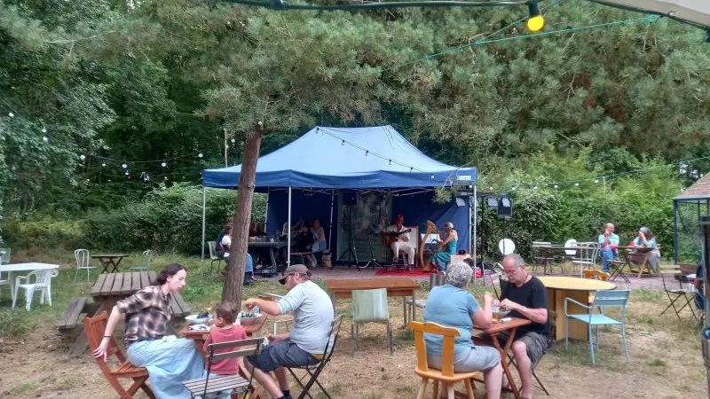 25_12_322_CampingBroceliande_Animation