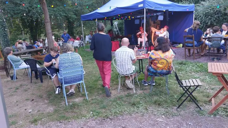 25_12_332_CampingBroceliande_Animation