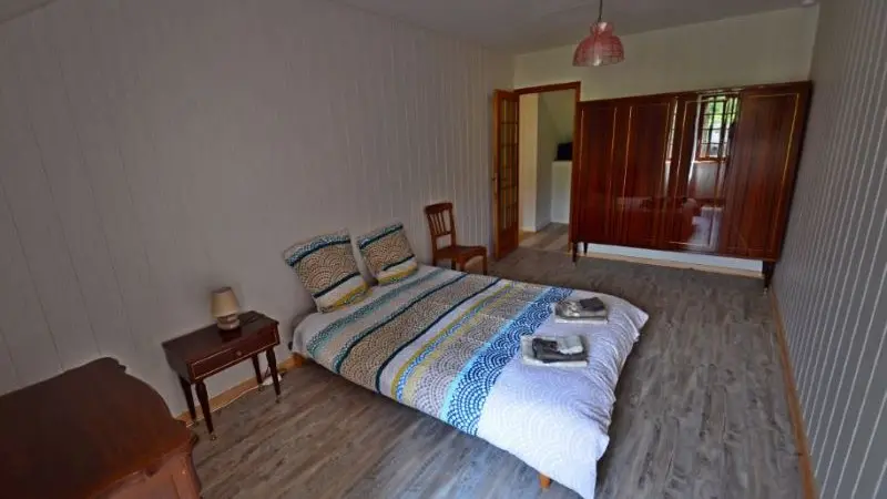 25_13_121_GiteMaringotte_11pers