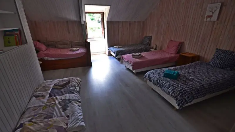 25_13_123_GiteMaringotte_11pers