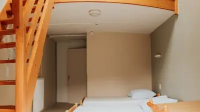 25_14_413_AubergeValSansRetour_AubergeValSansRetour