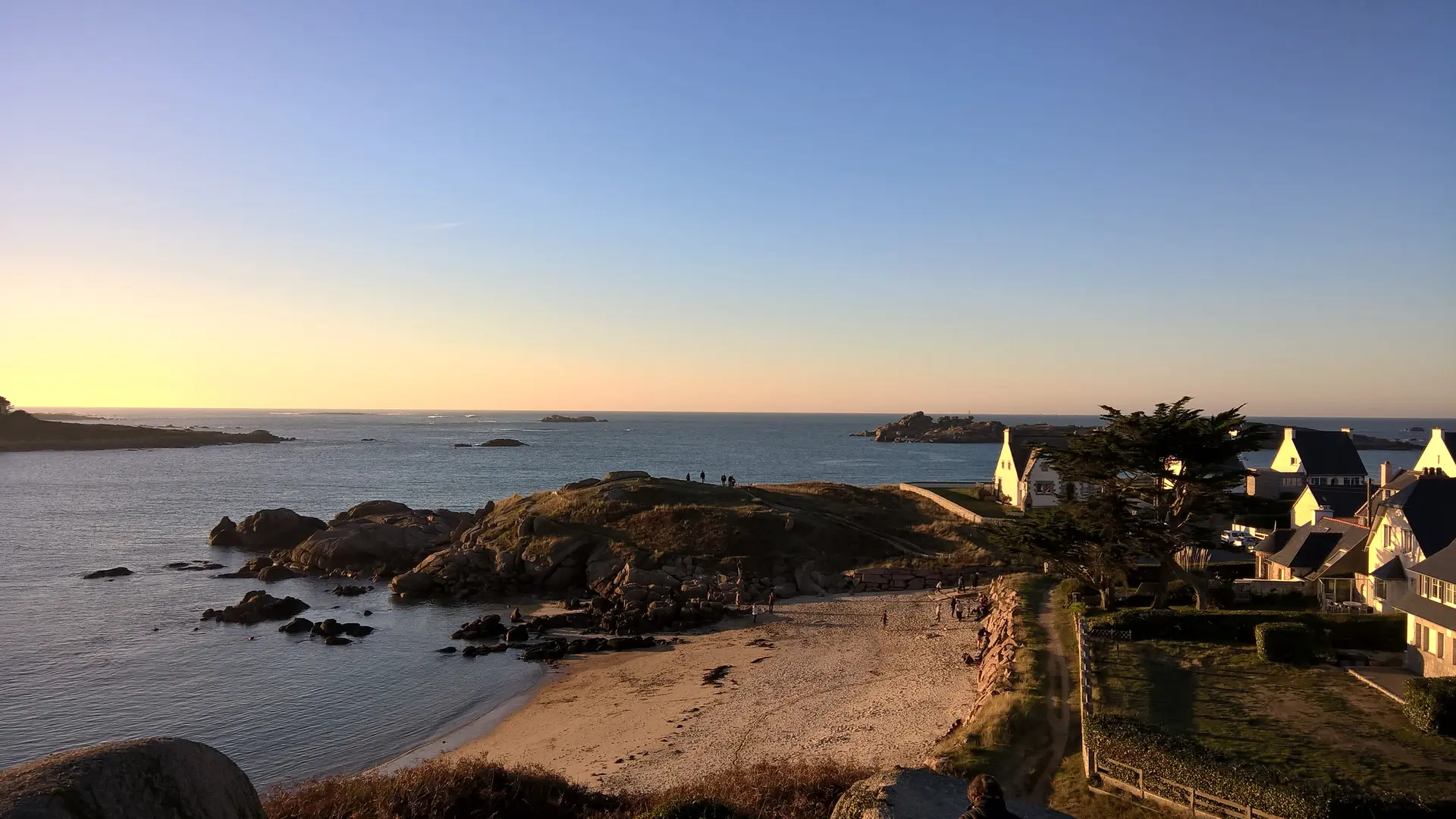 La plage des curés - Trégastel