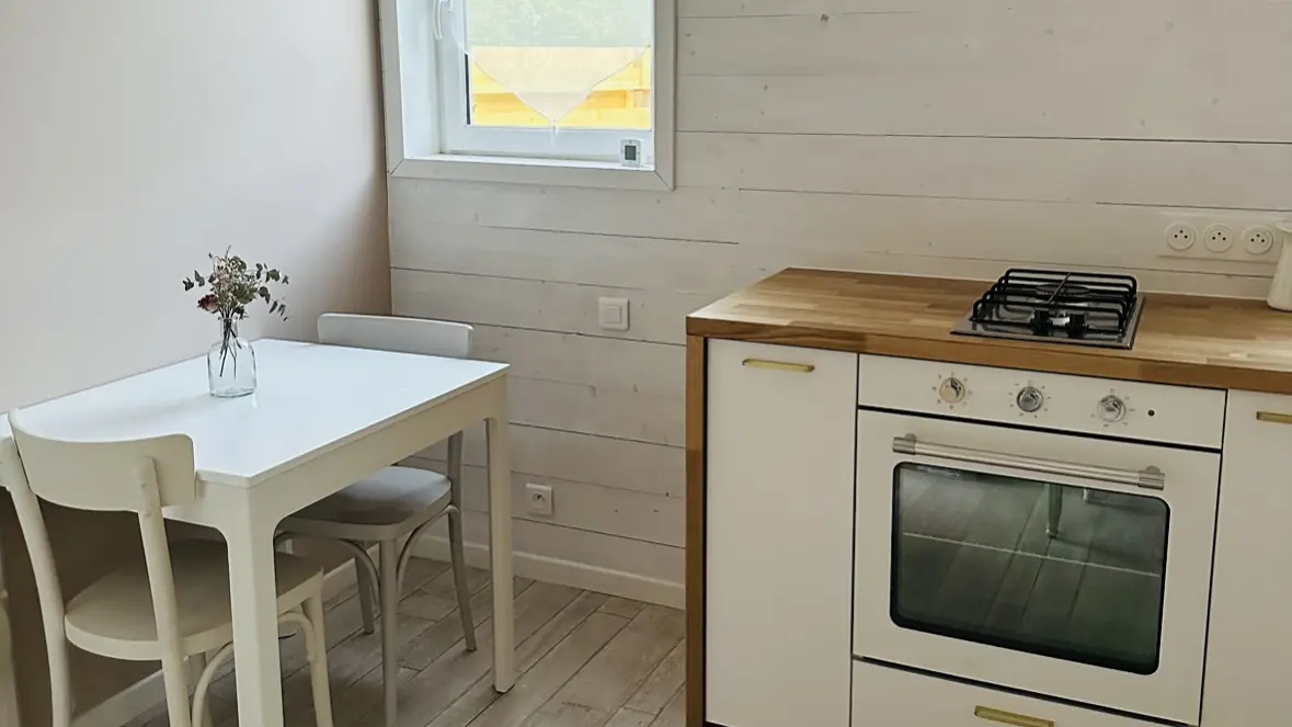 3 CUISINE ABRI DES FEES PLEURTUIT