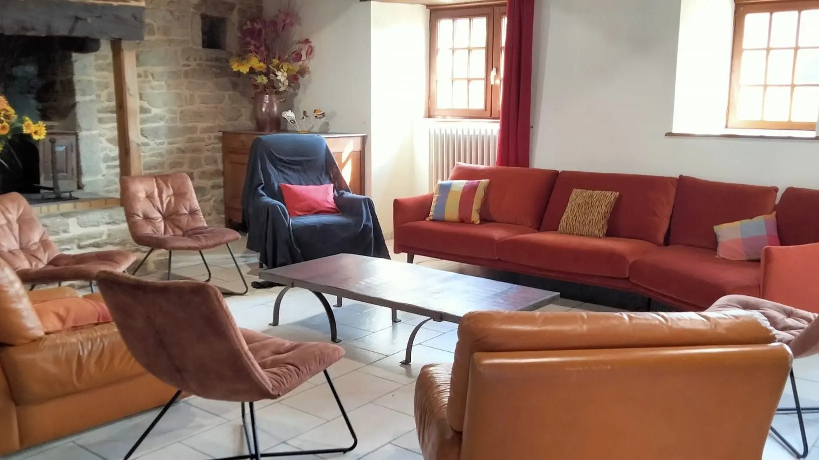 330393253_235121895530870_92961425431165720_n