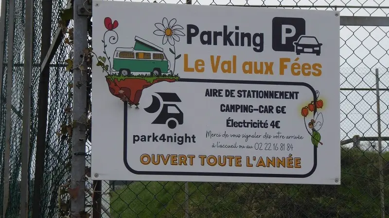 Aire de stationnement et service électricité Camping-cars Concoret
