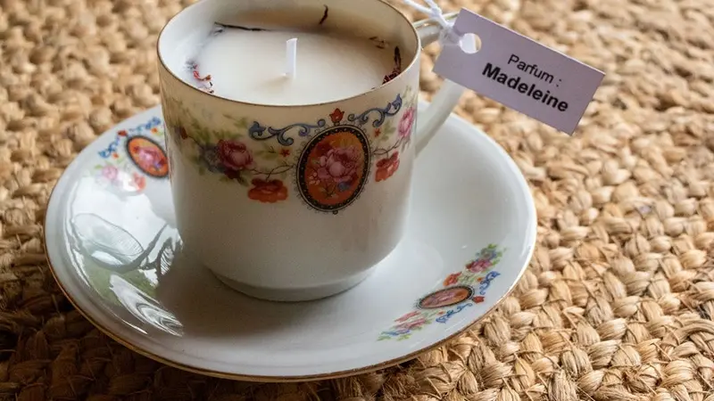 bougie_artisanat_fleur-et-papillon_stbrieucdemauron_DestinationBroceliande