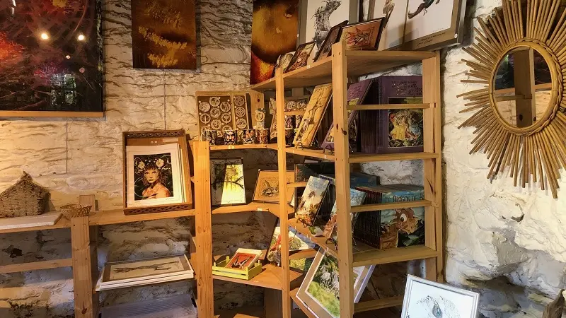 artisanat_boutique_maisondessources_Tréhorenteuc_DestinationBrocéliande