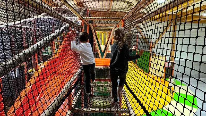 Parc de jeux indoor - ti'leo kids - Ploërmel - Brocéliande
