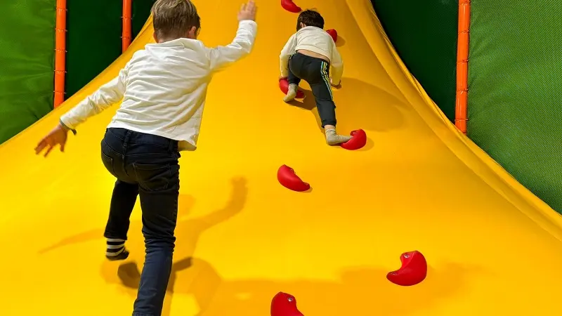 Parc de jeux indoor - ti'leo kids - Ploërmel - Brocéliande