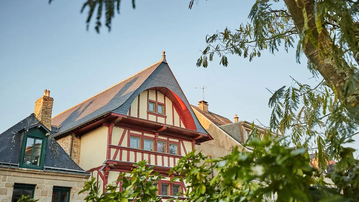 A la découverte du patrimoine de Guémené sur Scorff _Vue sur maison ancienne avec façade pans de bois_crédit Alexandre Lamoureux_validité 31102030