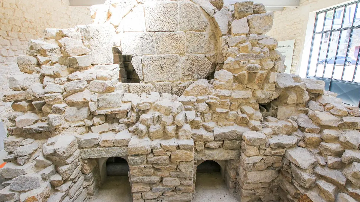 A la découverte du patrimoine de Guémené sur Scorff _les Bains de la Reine_crédit Loïc Kersuzan-Morbihan Tourisme_Libre de droits sans limite de temps