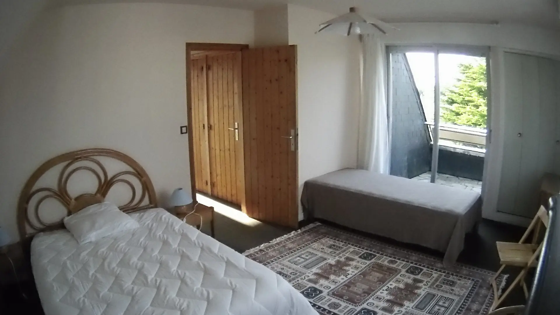 APPART-2-LE-PRIOL-ST-PIERRE-QUIBERON-CHAMBRE-1