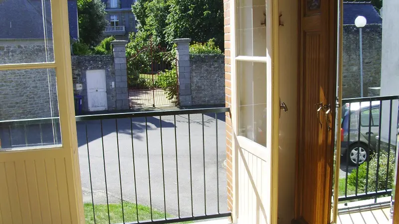 AUFFRET.balcon. StMalo