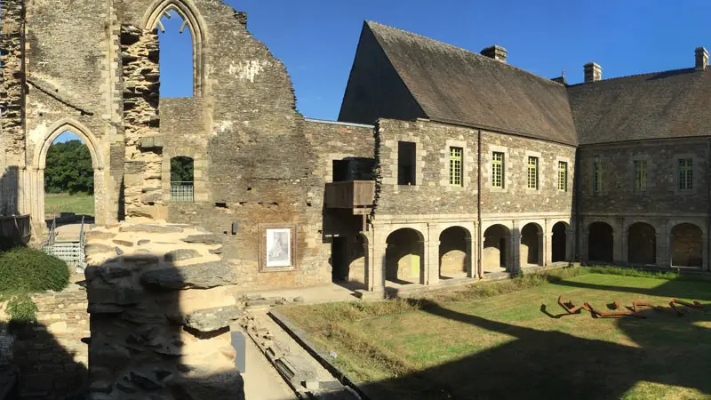 Abbaye de Bon-Repos