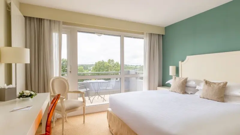 Hotel Spa Roi Arthur - chambre - Ploërmel - lac au Duc - Bretagne