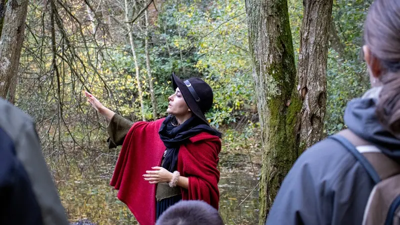 cie_saltimbranques_alice_contes_animations_trehorenteuc_DestinationBrocéliande