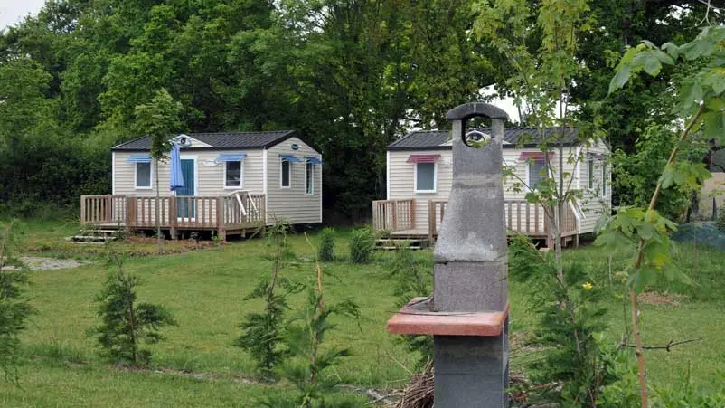 CAMPING LA FONTAINE DU HALLATE