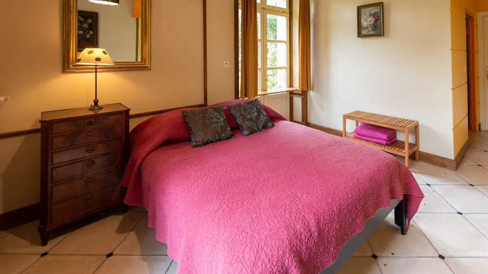 Chambre 4 appartement rez-de-jardin