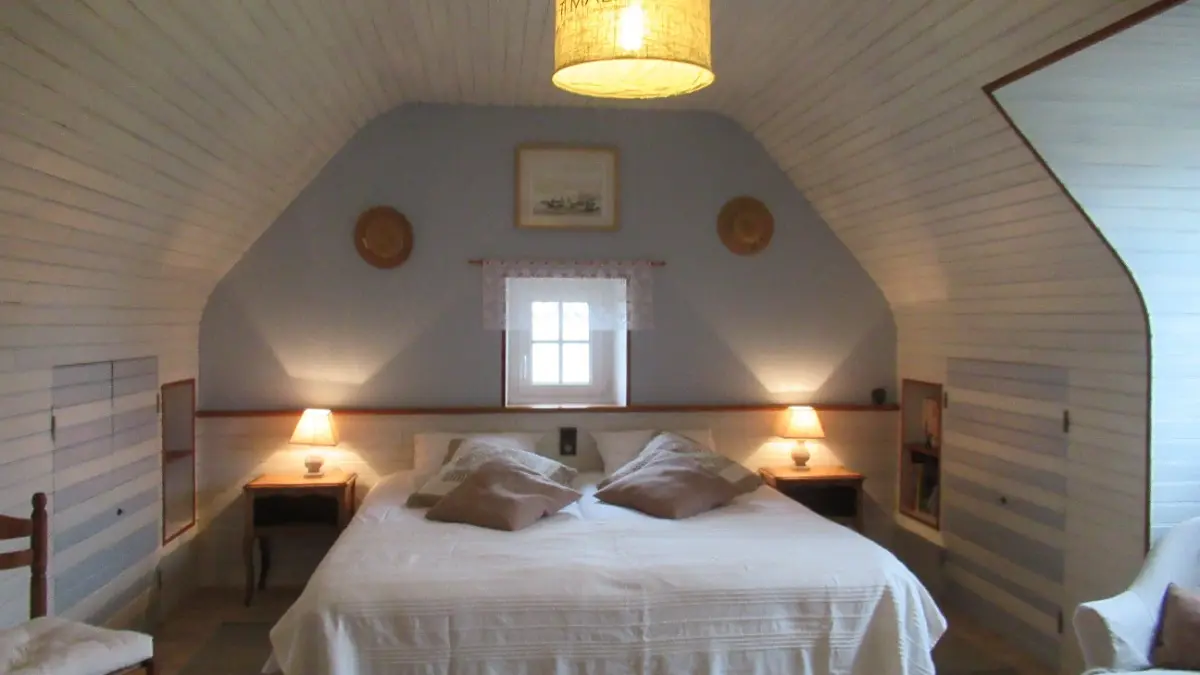 Chambre grand lit