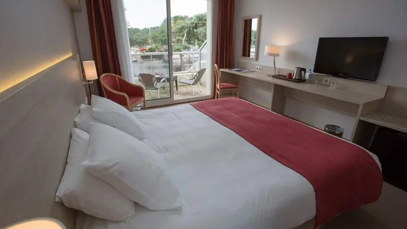 Hôtel-Restaurant Best Western Le Roof