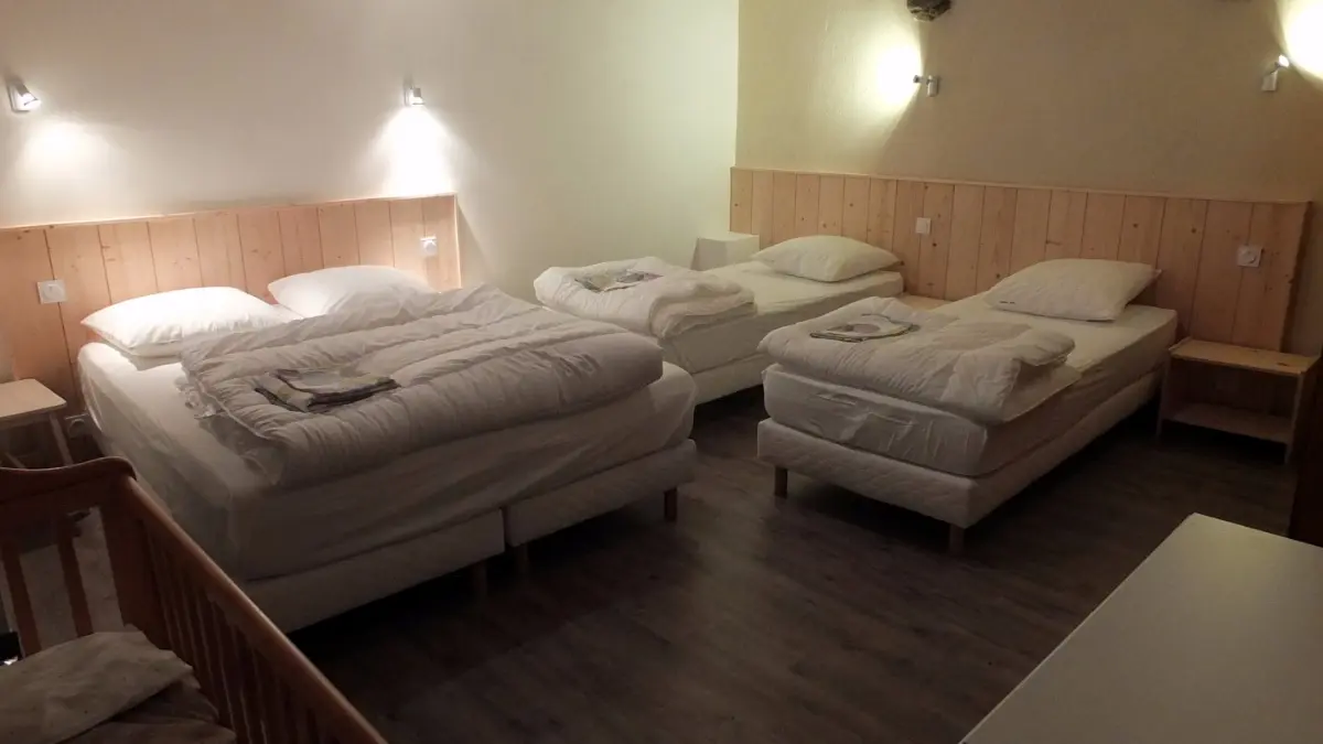 Location- Les Hirondelles - Le Val es Bouilli - St Jouan des Guérets