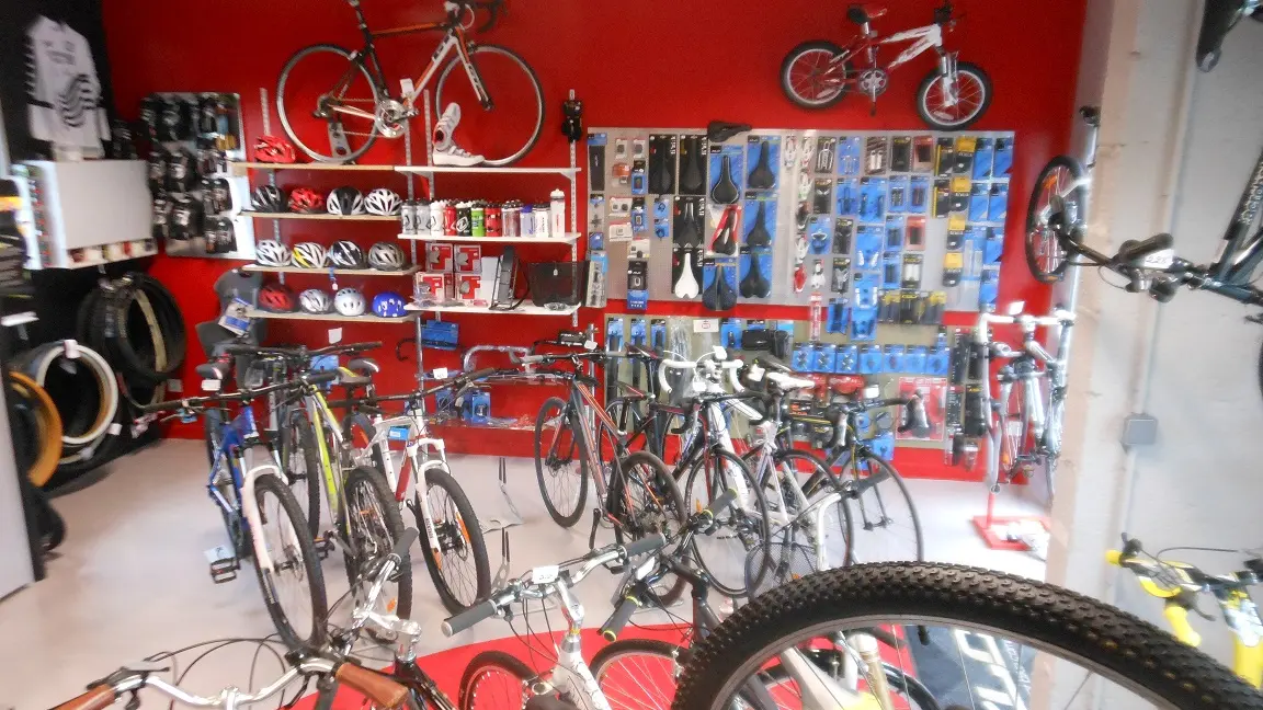 Cy'Glon intérieur boutique 1
